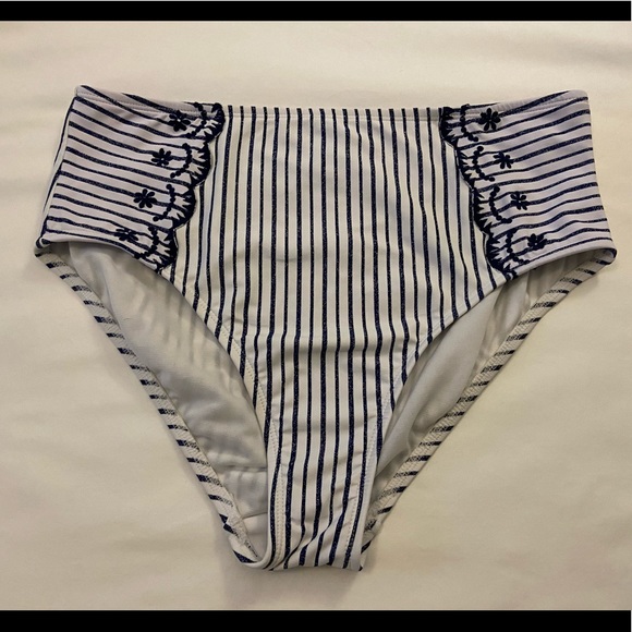 Bathing suit bundle - Picture 6 of 16